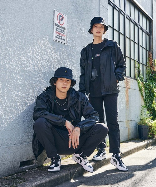 JORDAN BRAND（ジョーダンブランド）の「エア ジョーダン 1 LOW SE ウィメンズシューズ / Air Jordan 1 Low SE Women's Shoes＜22.5-29cm 展開＞（スニーカー・レディース・ホワイト・26/24/25/24.5/27/26.5/29/27.5/28/28.5/23/23.5/22.5/25.5）」の12枚目の写真