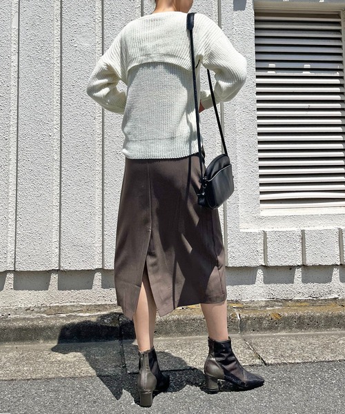 Jewelobe(ジュエローブ)の「ショートボレロ×ルーズタンクニットアップトップス(アンサンブル・レディース・ブラック/オフホワイト・FREE)」の17枚目の写真