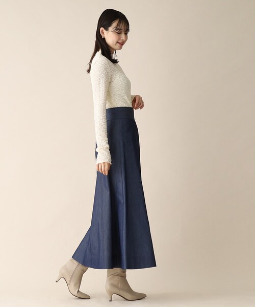 OPAQUE.CLIP（オペークドットクリップ）の「◆フラワーレースハイネックトップス（Tシャツ/カットソー・レディース・ブラック/ベージュ/オフホワイト・38）」の7枚目の写真