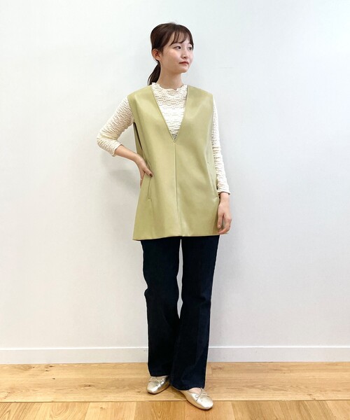 OPAQUE.CLIP（オペークドットクリップ）の「◆フラワーレースハイネックトップス（Tシャツ/カットソー・レディース・ブラック/ベージュ/オフホワイト・38）」の22枚目の写真