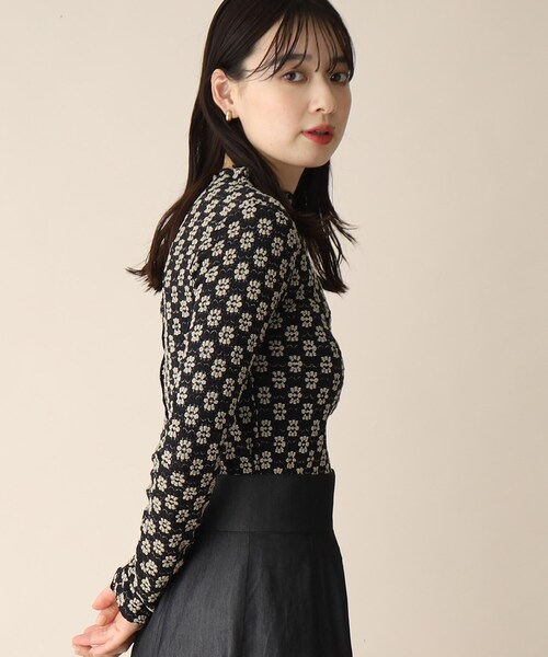 OPAQUE.CLIP（オペークドットクリップ）の「◆フラワーレースハイネックトップス（Tシャツ/カットソー・レディース・ブラック/ベージュ/オフホワイト・38）」の16枚目の写真