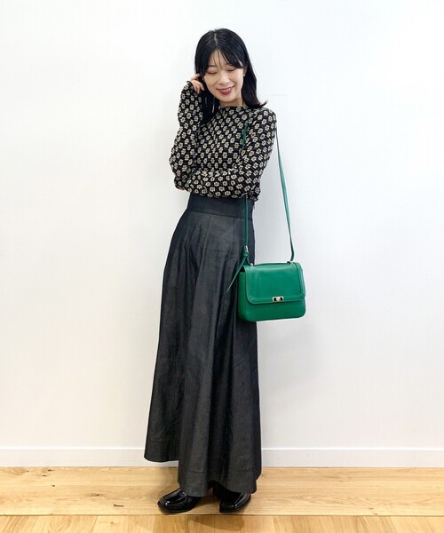 OPAQUE.CLIP（オペークドットクリップ）の「◆フラワーレースハイネックトップス（Tシャツ/カットソー・レディース・ブラック/ベージュ/オフホワイト・38）」の9枚目の写真