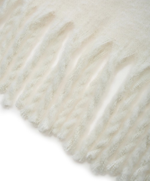 Arnold Palmer（アーノルドパーマー）の「ブークレー ボリューム マフラー（マフラー・レディース・オフホワイト/ブルー/ピンク/ベージュ・F）」の7枚目の写真