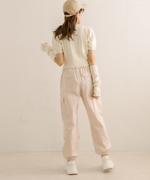 OLIVE des OLIVE(オリーブデオリーブ)の「裾しぼりゆるカーゴパンツ(カーゴパンツ・レディース・ベージュ/ブラック/アイボリー・FREE)」の6枚目の写真