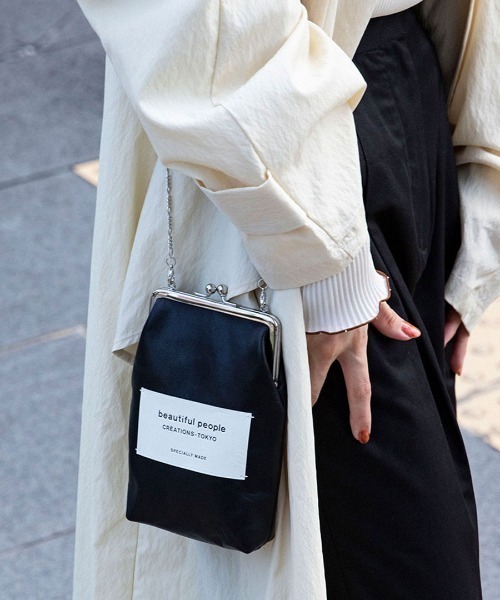 beautiful people(ビューティフルピープル)の「beautiful people clasp pouch 7235511962(その他小物・レディース・ホワイト/ブラック/グレー/ブラウン・FREE)」の5枚目の写真
