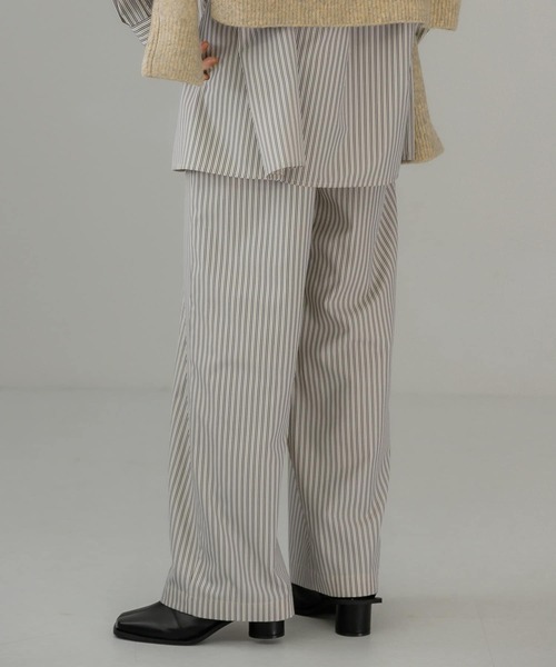 KBF(ケイビーエフ)の「マルチストライプイージーパンツ(その他パンツ・レディース・ホワイト系その他/ブルー系その他・ONE)」の3枚目の写真