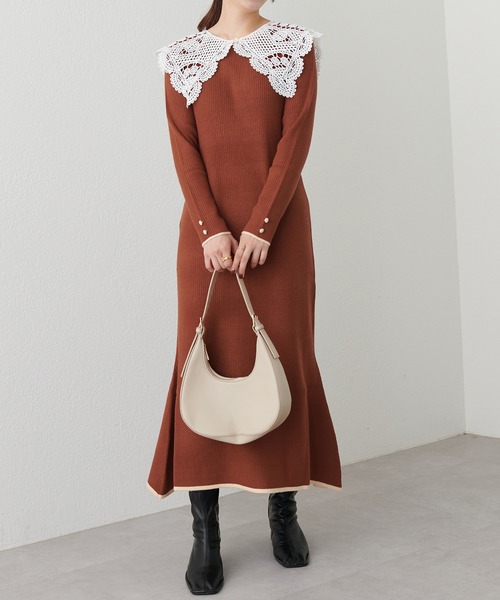 natural couture(ナチュラルクチュール)の「プチナチュレース衿付きニットワンピース(ワンピース・レディース・グレイッシュベージュ/グリーン/ブラウン/ブラック・X-SMALL/SMALL)」の10枚目の写真