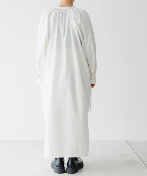 LOWRYS FARM(ローリーズファーム)の「ソデボリュームワンピース 169501(ワンピース・キッズ・オフホワイト/カーキ・150cm/160cm)」の5枚目の写真