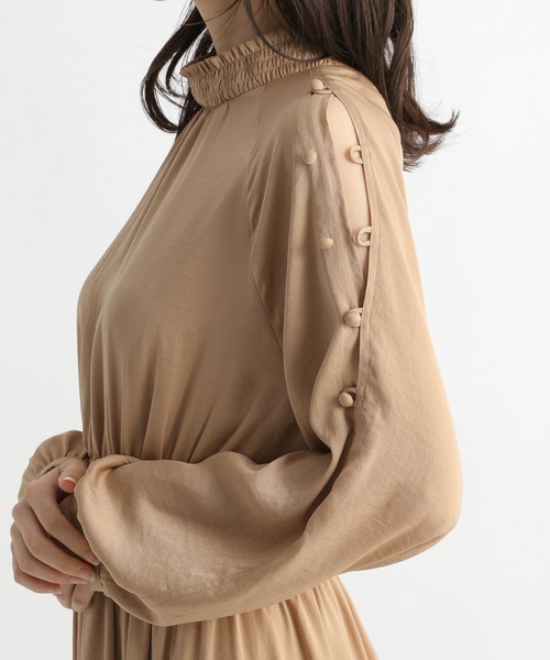 Andemiu（アンデミュウ）の「【WEB限定】カタボタンシャーリングワンピース178874（ワンピース・レディース・ブラック/ホワイト系その他5/ベージュ/その他10・FREE）」の17枚目の写真