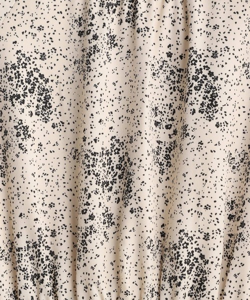 Andemiu（アンデミュウ）の「【WEB限定】カタボタンシャーリングワンピース178874（ワンピース・レディース・ブラック/ホワイト系その他5/ベージュ/その他10・FREE）」の11枚目の写真