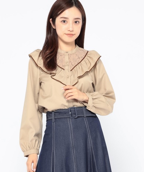 MISCH MASCH(ミッシュマッシュ)の「起毛レースフリルブラウス(シャツ/ブラウス・レディース・ホワイト/ブラック/ベージュ・MEDIUM)」の3枚目の写真