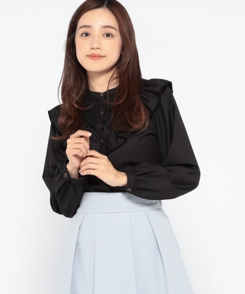 MISCH MASCH(ミッシュマッシュ)の「起毛レースフリルブラウス(シャツ/ブラウス・レディース・ホワイト/ブラック/ベージュ・MEDIUM)」の1枚目の写真
