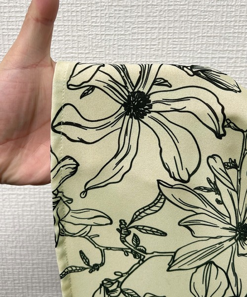 junoah(ジュノア)の「線画花柄プリントコルセットワンピース(ワンピース・レディース・クリーム/ブラック/ブラウン・MEDIUM/LARGE/X-LARGE)」の21枚目の写真