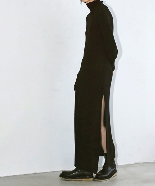 ワンピース todayful Slit Knit Dress TODAYFUL（トゥデイフル）の「slit neck knit dress（ワンピース