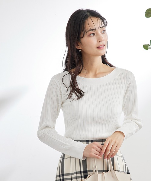 ROPE' PICNIC（ロペピクニック）の「UVケア・洗濯機OK/BIOワイドリブボートネックニットプルオーバー（ニット/セーター・レディース・ブラック/オフホワイト/ブルー/クリーム/ピンク系その他2・38）」の2枚目の写真