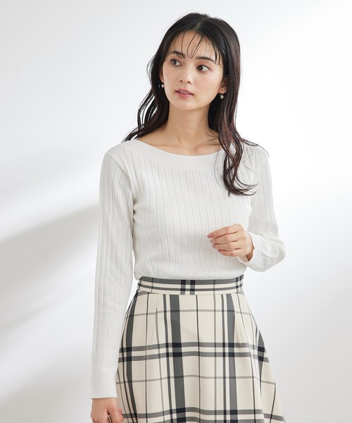 ROPE' PICNIC（ロペピクニック）の「UVケア・洗濯機OK/BIOワイドリブボートネックニットプルオーバー（ニット/セーター・レディース・ブラック/オフホワイト/ブルー/クリーム/ピンク系その他2・38）」の11枚目の写真