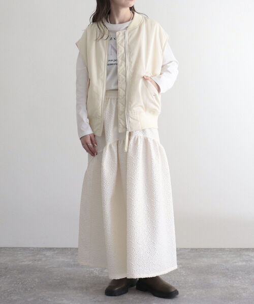 fredy emue（フレディエミュ）の「花柄ふくれJQギャザースカート（スカート・レディース・オフホワイト/ミント/ブラック・38）」の5枚目の写真