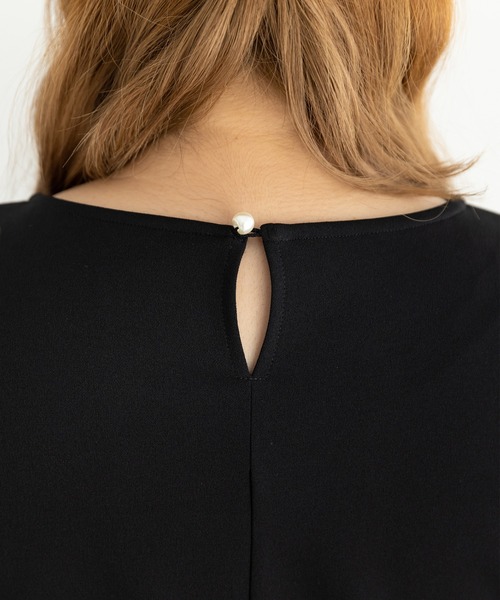 SLURR（スラ―）の「[大きいサイズ]配色スリーブプルオーバー（シャツ/ブラウス・レディース・ブラック/ベージュ・L）」の7枚目の写真