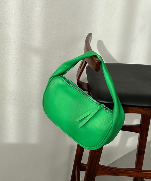 Doux archives（ドゥアルシーヴ）の「ＰＵハーフムーンＢＡＧ（ハンドバッグ・レディース・オフホワイト/イエロー/グリーン・FREE）」の13枚目の写真