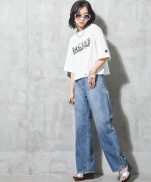 GEVS.（ジェイヴィス）の「＜大きいサイズ＞ ロゴプリントクロップドTシャツ GEVS.（Tシャツ/カットソー・レディース・オフホワイト/チャコール・L/LL/3L/4L/5L）」の14枚目の写真