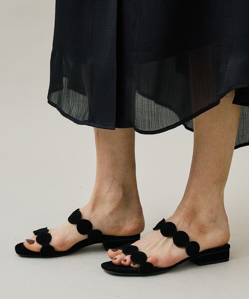 TSURU by Mariko Oikawa(ツルバイマリコオイカワ)の「【TSURU by MARIKO OIKAWA(ツルバイマリコオイカワ)】Relief(サンダル・レディース・ブラック・35/37/36)」の7枚目の写真