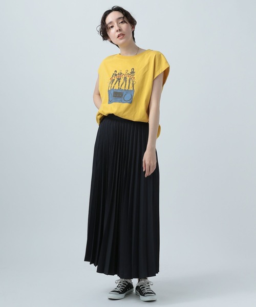 BAYFLOW(ベイフロー)の「リネンライクプリーツスカート(スカート・レディース・カーキ/ネイビー/ベージュ・SMALL/MEDIUM)」の9枚目の写真