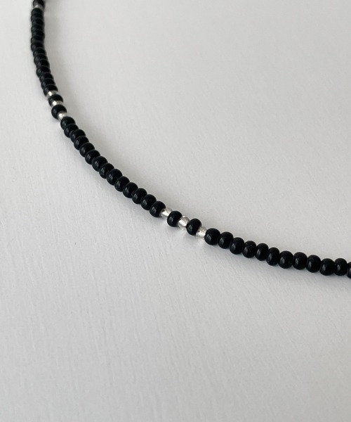 CANAL JEAN（キャナルジーン）の「Pt(ピーティー) シンプルビーズネックレス（ネックレス・レディース・ブラック・ONE SIZE）」の6枚目の写真