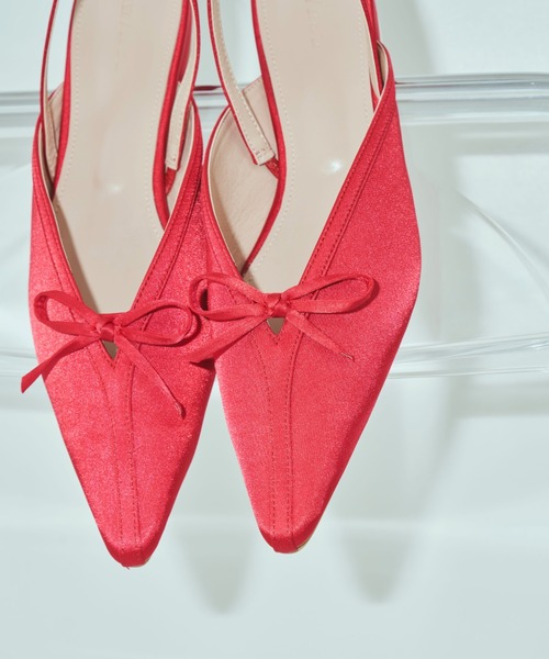 un/neu（アンノイ）の「ポインテッドバックストラップリボンミュール / サテンフラットミュール / グリッターサンダル（パンプス・レディース・グリーン/レッド/ブラック/ベビーピンク/シルバー・SMALL/MEDIUM/LARGE）」の7枚目の写真