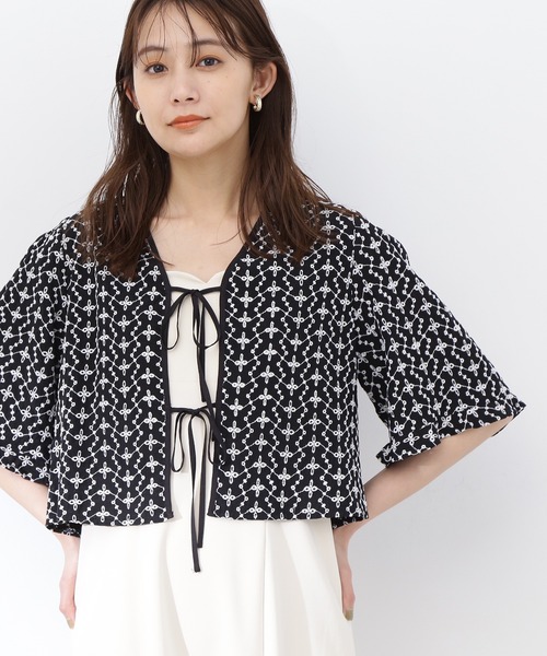 N.(N. Natural Beauty Basic)(エヌエヌナチュラルビューティーベーシック)の「◆フリントリボンエンブロイダリーブラウス(シャツ/ブラウス・レディース・ブラック/オフホワイト・MEDIUM)」の5枚目の写真