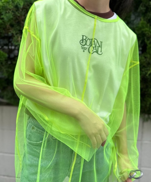 mi via loca(ミヴィアロカ)の「シアー配色ステッチチュールトップス(Tシャツ/カットソー・レディース・オフホワイト/ブラック/ブルーグリーン/ピンク/ライム・FREE)」の4枚目の写真