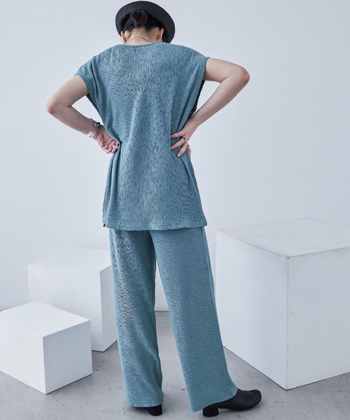 Fashion Letter(ファッションレター)の「プリーツトップス×パンツ セットアップ(Tシャツ/カットソー・レディース・ブラック/ブルー/アイボリー/グレイッシュベージュ・M)」の18枚目の写真