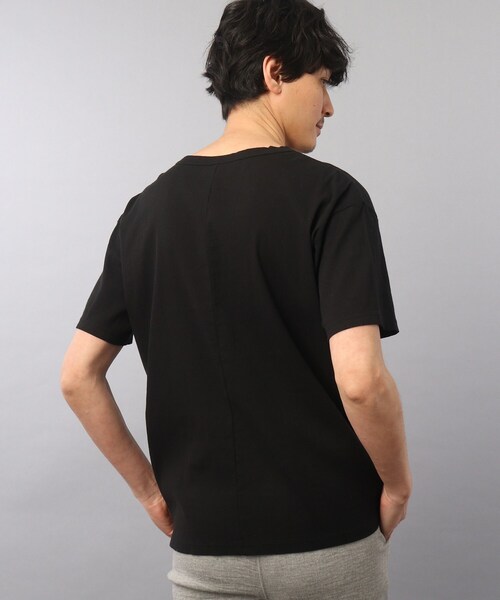 TAKEO KIKUCHI(タケオキクチ)の「【ビワコットン】 レギュラーTシャツ(ルームウェア/パジャマ・メンズ・ブラック/ホワイト/グレー/ネイビー・02/03)」の11枚目の写真
