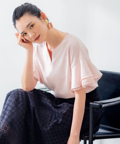 組曲(クミキョク)の「【汗ジミ防止・撥水】GIZAプレーティング天竺袖フリル カットソー(Tシャツ/カットソー・レディース・ピンク系/スカイブルー系/ブラック系/アイボリー系・2)」の19枚目の写真