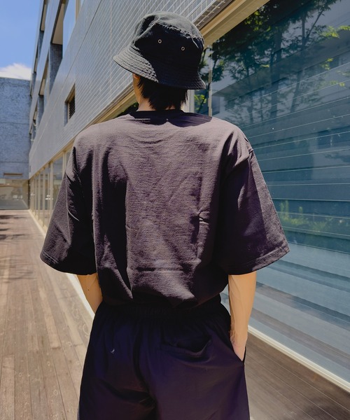 SHAKA WeAR（シャカウェア）の「【SHAKA WEAR/シャカウェア】7.5 OZ MAX HEAVYWEIGHT SHORTSLEEVE ヘビーウェイト Tシャツ（Tシャツ/カットソー・メンズ・ブラック/ホワイト・X-LARGE/XX-LARGE/SMALL/LARGE/MEDIUM）」の11枚目の写真