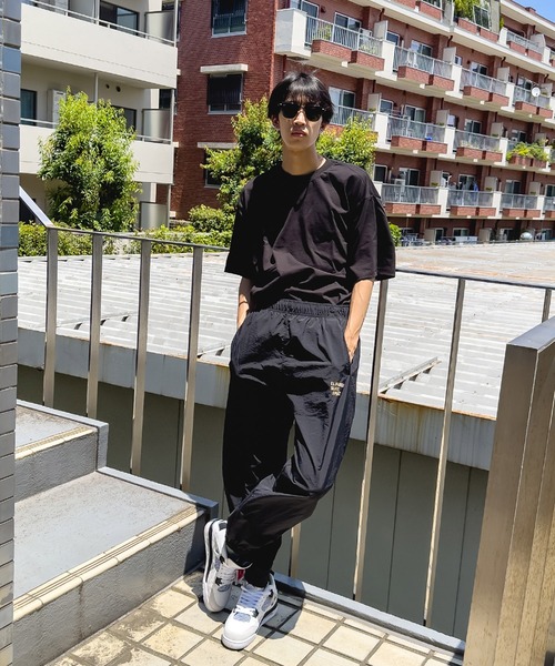 SHAKA WeAR（シャカウェア）の「【SHAKA WEAR/シャカウェア】7.5 OZ MAX HEAVYWEIGHT SHORTSLEEVE ヘビーウェイト Tシャツ（Tシャツ/カットソー・メンズ・ブラック/ホワイト・X-LARGE/XX-LARGE/SMALL/LARGE/MEDIUM）」の9枚目の写真