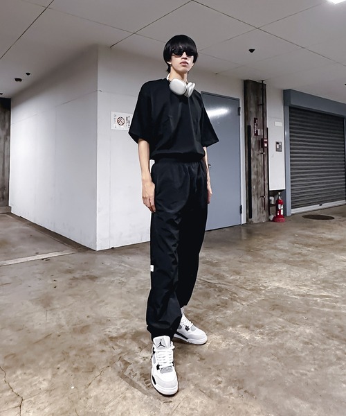 SHAKA WeAR（シャカウェア）の「【SHAKA WEAR/シャカウェア】7.5 OZ MAX HEAVYWEIGHT SHORTSLEEVE ヘビーウェイト Tシャツ（Tシャツ/カットソー・メンズ・ブラック/ホワイト・X-LARGE/XX-LARGE/SMALL/LARGE/MEDIUM）」の15枚目の写真