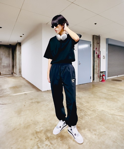 SHAKA WeAR（シャカウェア）の「【SHAKA WEAR/シャカウェア】7.5 OZ MAX HEAVYWEIGHT SHORTSLEEVE ヘビーウェイト Tシャツ（Tシャツ/カットソー・メンズ・ブラック/ホワイト・X-LARGE/XX-LARGE/SMALL/LARGE/MEDIUM）」の16枚目の写真