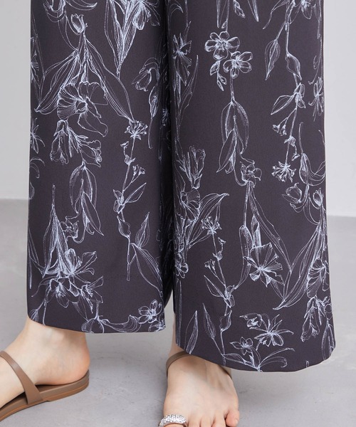 ROPE'（ロペ）の「【洗える】フラワーリーフプリントワイドパンツ（その他パンツ・レディース・ブラック/ホワイト・36/38）」の12枚目の写真