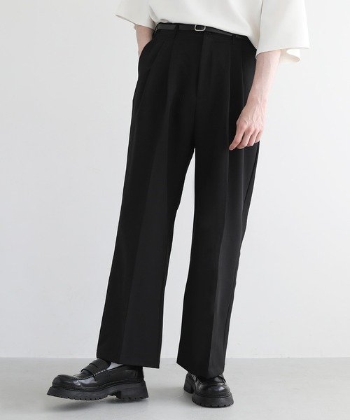 LILL（リル）の「ドレープセンタープレスセミワイドスラックスパンツ（スラックス・メンズ・ライトグレー/ブラック・L/M/S/XL）」の3枚目の写真