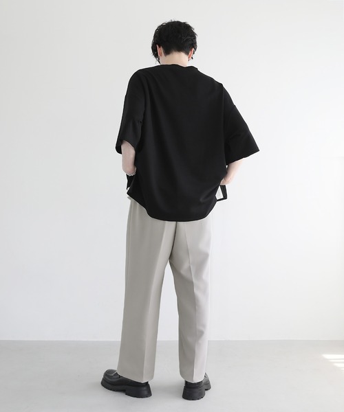 LILL（リル）の「ドレープセンタープレスセミワイドスラックスパンツ（スラックス・メンズ・ライトグレー/ブラック・L/M/S/XL）」の5枚目の写真