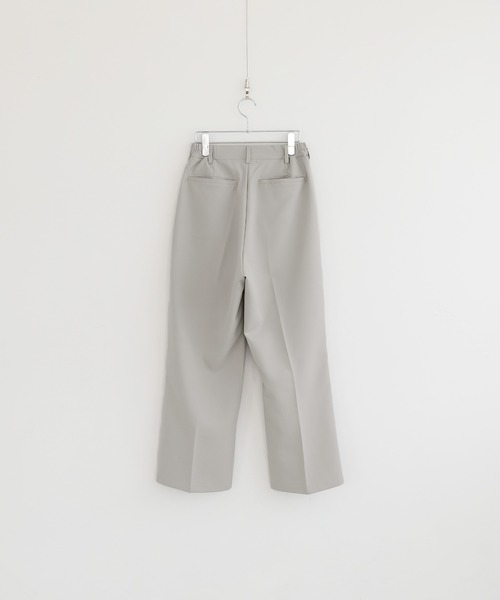 LILL（リル）の「ドレープセンタープレスセミワイドスラックスパンツ（スラックス・メンズ・ライトグレー/ブラック・L/M/S/XL）」の18枚目の写真