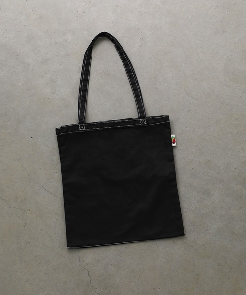 FRUIT OF THE LOOM(フルーツオブザルーム)の「BASIC PARTITION TOTE / トートバッグ / A4 / コンパクト / カジュアル(トートバッグ・メンズ・カーキ/ブルーグレー/ブラック/オフホワイト/グレー/ブラウン/ピンク/グリーン/レンガ/ベージュ/イエロー/ネイビー・FREE)」の2枚目の写真
