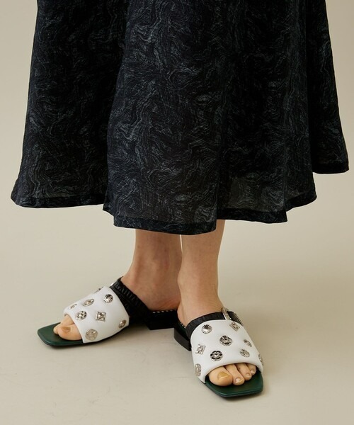 【TOGA PULLA】スクエアフラットサンダル TOGA PULLA トーガ プルラ サンダル METAL SNEAKER SANDALS