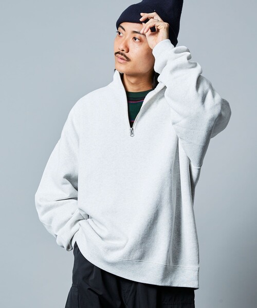 FREAK'S STORE（フリークスストア）の「限定展開 ビッグシルエット 裏起毛 ハーフジップ スウェット/プルオーバー（スウェット・メンズ・ブラック/スミクロ/アッシュグレー/グレイッシュベージュ/オリーブ/ネイビー・SMALL/MEDIUM/LARGE）」の21枚目の写真