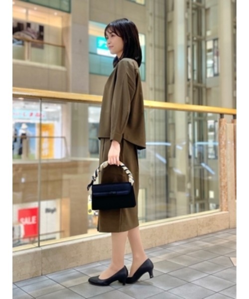 Perfect Suit FActory（パーフェクトスーツファクトリー）の「【お仕事OK】ダブルツイル　ラップ風ストレートスカート　ピンク/カーキ（スカート・レディース・カーキ/サーモンピンク・M/S/L）」の8枚目の写真