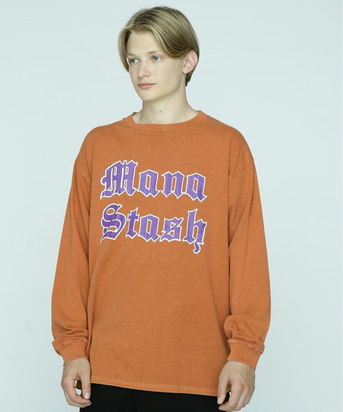 MANASTASH(マナスタッシュ)の「MANASTASH/マナスタッシュ/PUMICE L/S TEE OLD ENGLISH(Tシャツ/カットソー・メンズ・ブラック/オレンジ/ホワイト・XL/L/2XL/M)」の1枚目の写真