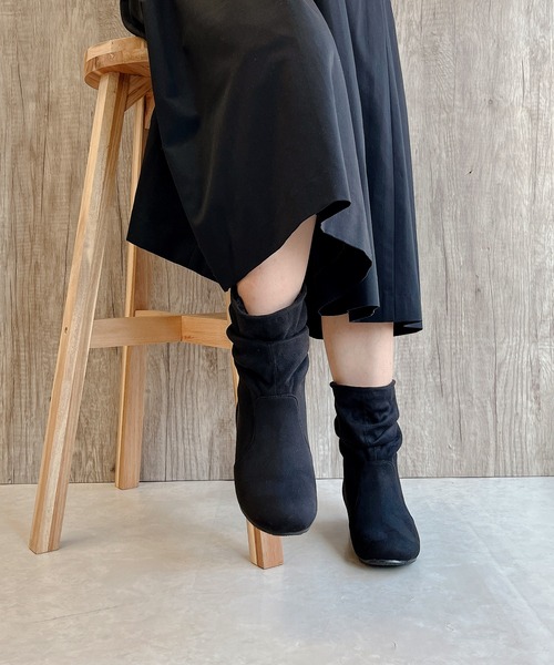 Noubel Voug Relax（ヌーベルヴォーグリラックス）の「インヒール くしゅくしゅ あったかブーツ（ブーツ・レディース・ダークブラウン/ベージュ系その他/ブラック・L/S/LL/M）」の6枚目の写真