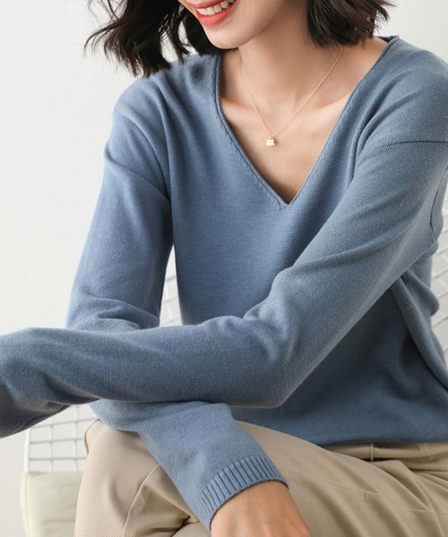 aimoha（アイモハ）の「ベーシック　Vネックニットトップス（ニット/セーター・レディース・パープル/ブルー/ブラック/ホワイト・LARGE/MEDIUM/X-LARGE）」の21枚目の写真