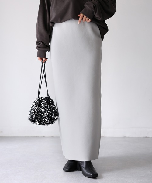 Riberry(リベリー)の「スポンディッシュニットスカート(スカート・レディース・オレンジ/ライトグレー/グリーン/アイボリー/ブラック/ブラウン/グレイッシュベージュ・FREE)」の3枚目の写真