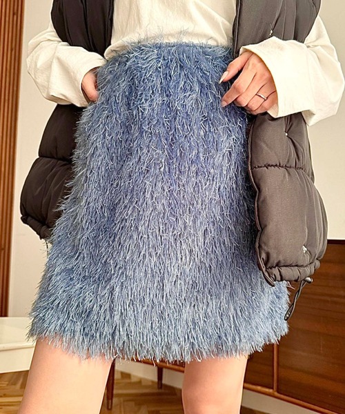 moment+（モーメントプラス）の「ミニ台形フリンジスカート（スカート